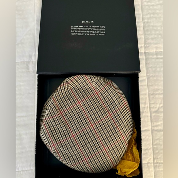 Flat plaid checked cap made in Italy. 100% cotton size 60(large). NWT - Picture 4 of 8